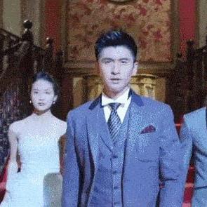 亮剑在线观看免费观看（亮剑在线观看，免费体验烽火英雄传奇）