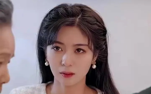 脱下战袍穿现代，封太太又给全家立规矩了（81集）刘擎＆钟熙