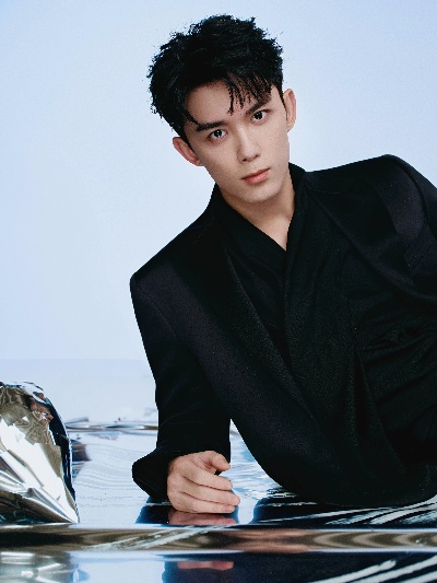 櫻桃琥珀 吳磊（樱瞳中的琥珀光影，吴磊与樱桃琥珀的故事）